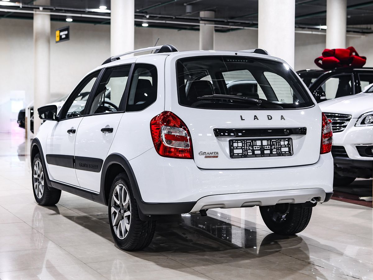 Купить LADA (ВАЗ) Granta 2022 с пробегом
