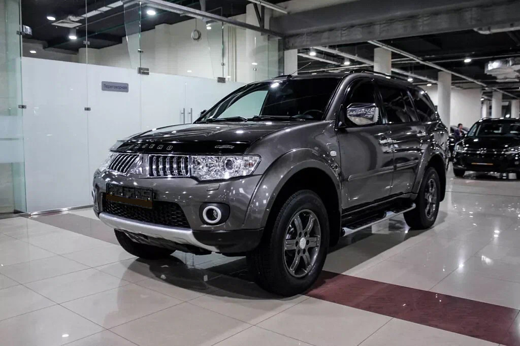 Купить Pajero Sport с пробегом