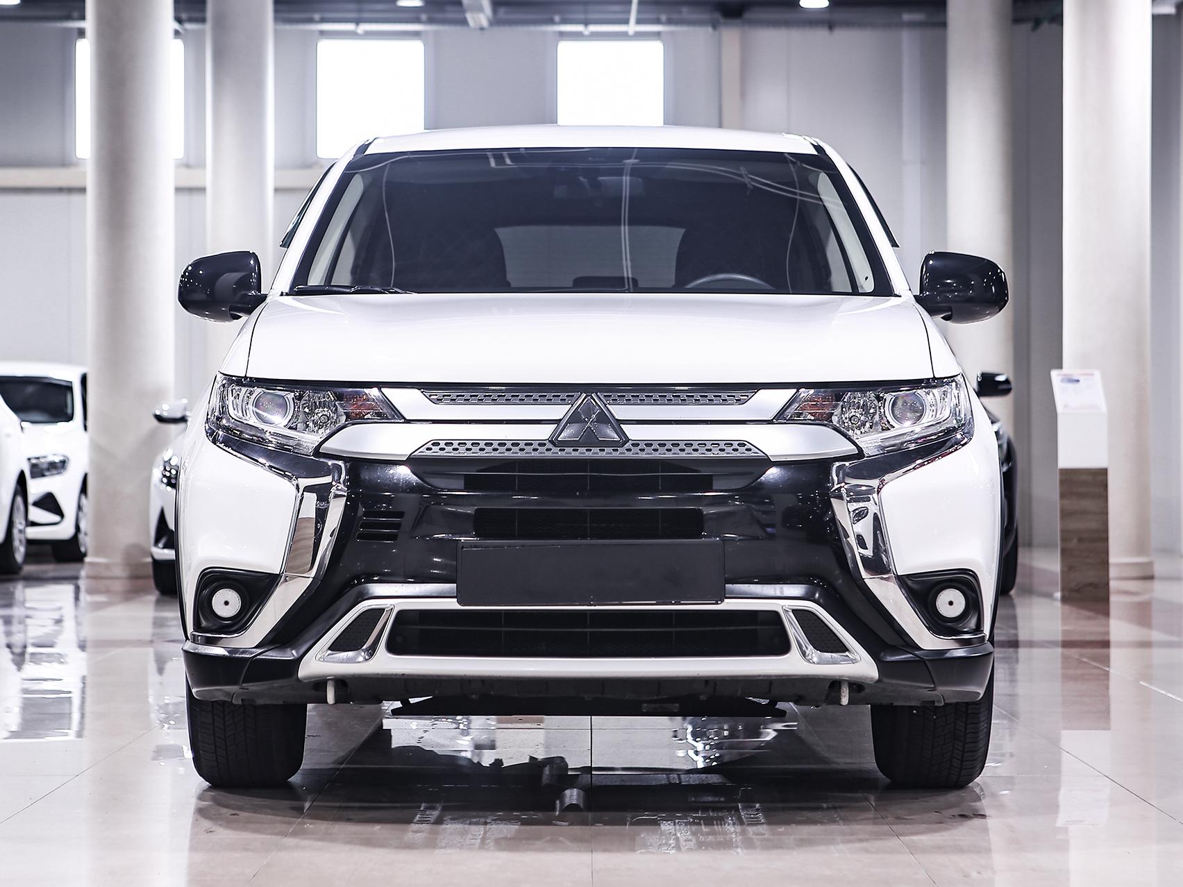 Купить Outlander с пробегом