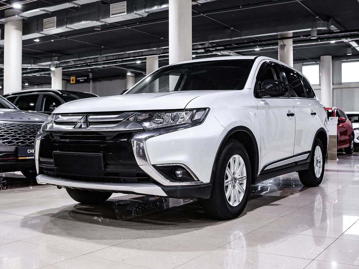 Купить Outlander с пробегом